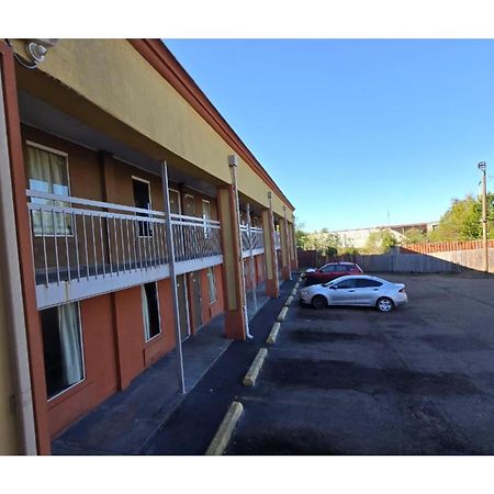 Diamond Inn Motel By Oyo Jackson Hwy 80- I-20 المظهر الخارجي الصورة