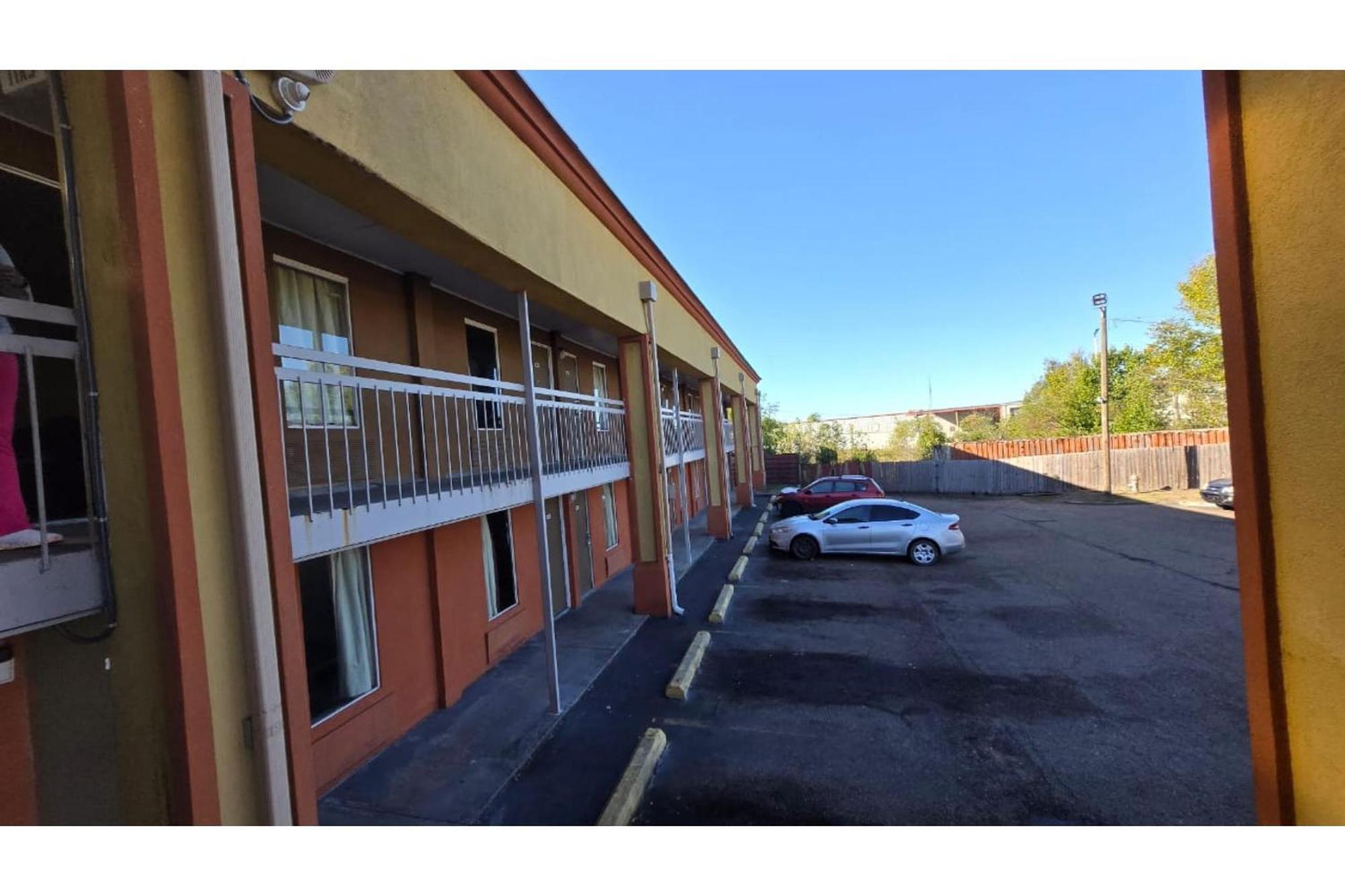 Diamond Inn Motel By Oyo Jackson Hwy 80- I-20 المظهر الخارجي الصورة