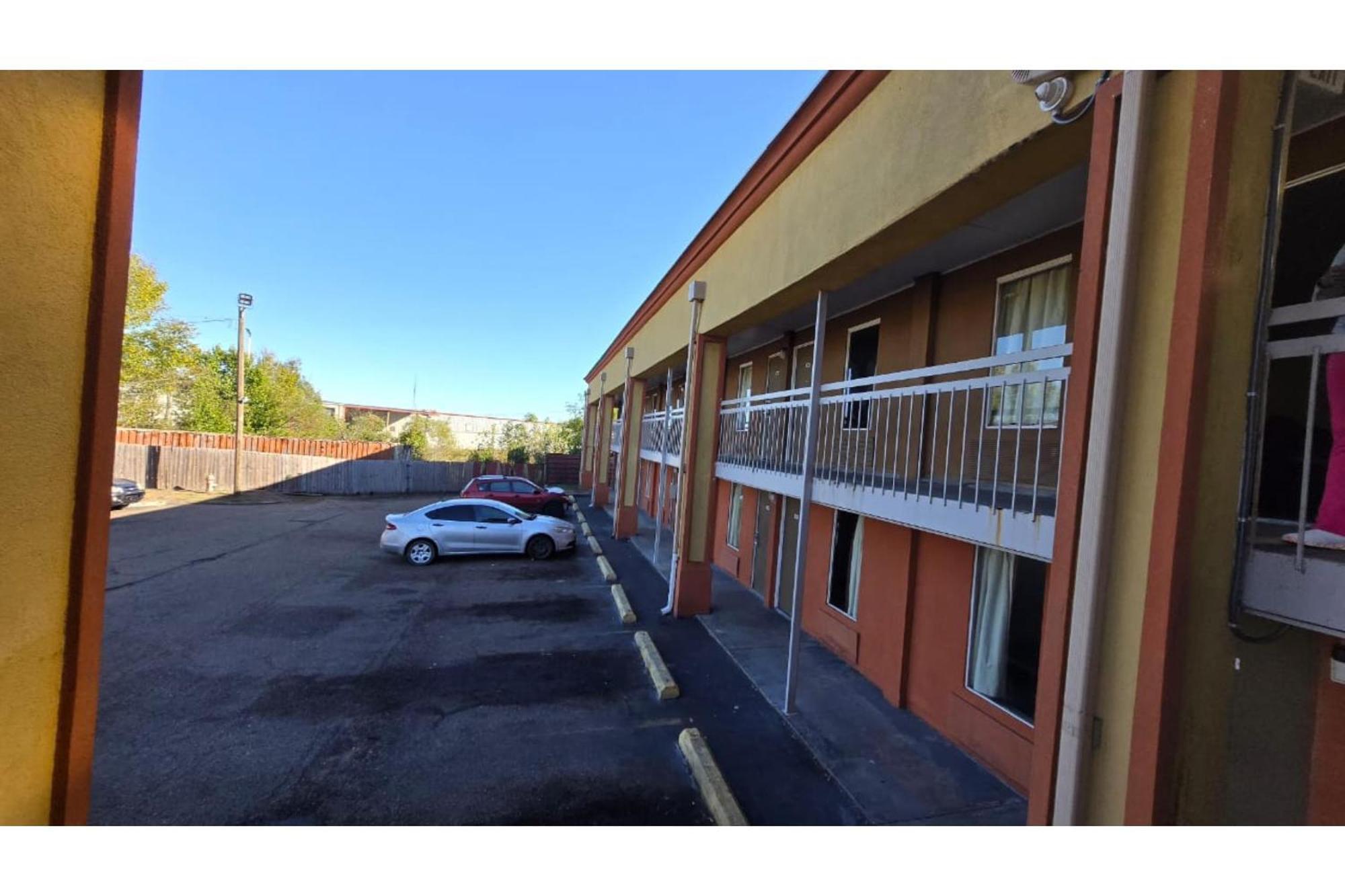 Diamond Inn Motel By Oyo Jackson Hwy 80- I-20 المظهر الخارجي الصورة