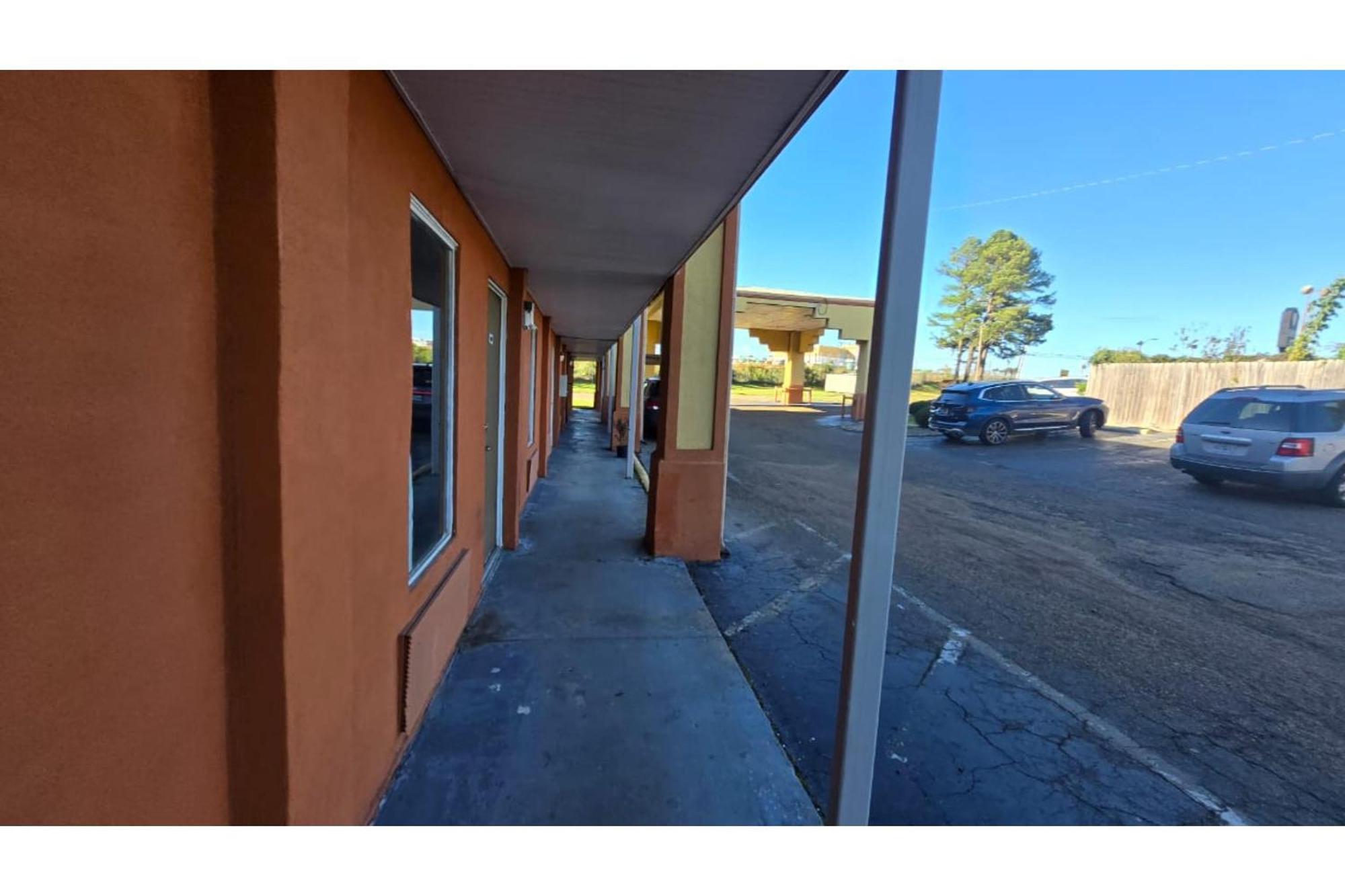 Diamond Inn Motel By Oyo Jackson Hwy 80- I-20 المظهر الخارجي الصورة